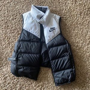 Reversible Nike plush vest